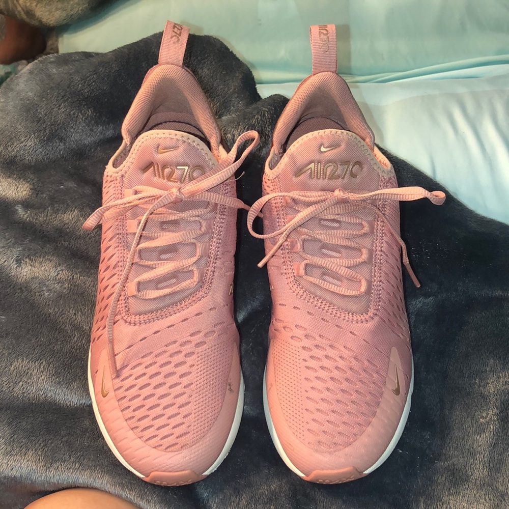 Nike air 270